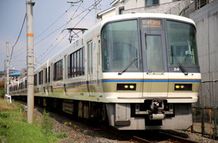 rie17338-24