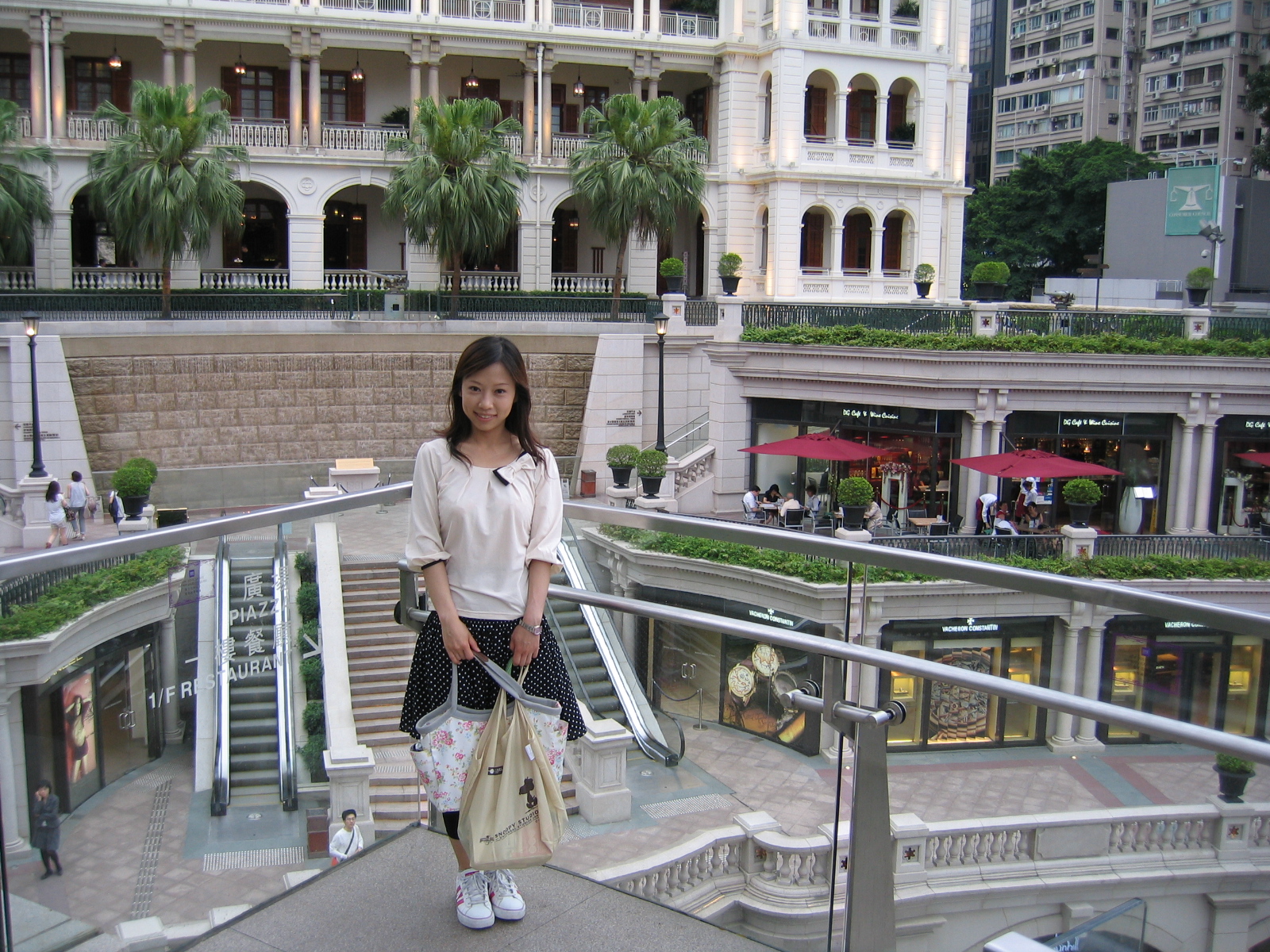 �ڥ˥󥷥�����