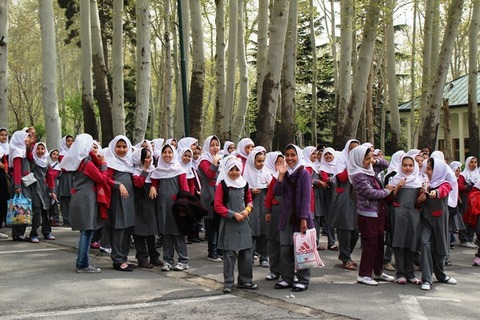 IRAN_PHOTO_STUDENT