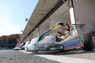 20111218�̿���012
