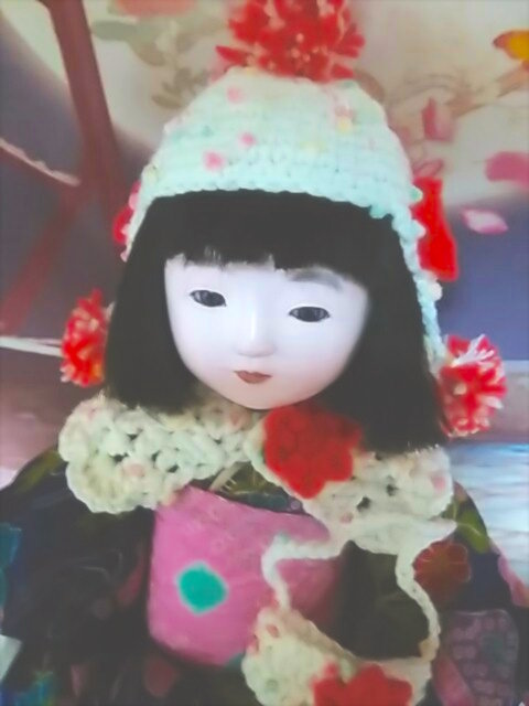 市松人形赤いエプロンハンドメイド 市松人形赤いエプロンハンドメイド 人形