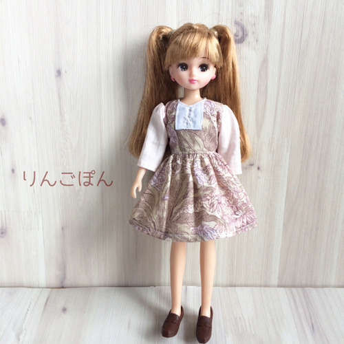 リカちゃん　刺繍　ワンピース bc07f9d8-s.jpg