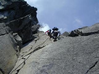 b7df9625.jpg