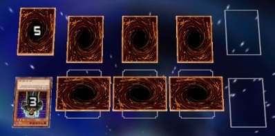 相手はカードを伏せるだけ