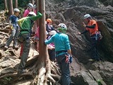 まずは岩場での足運びについて