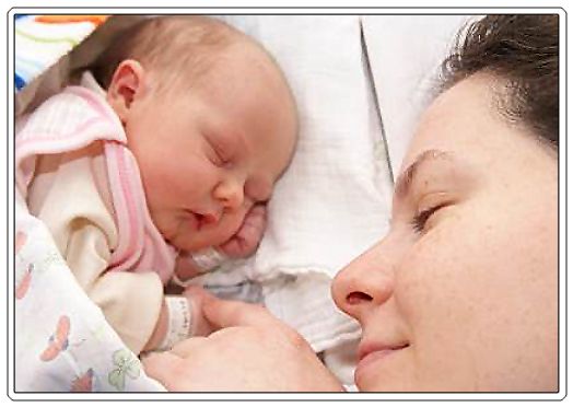 new-born-baby-hospital-mom
