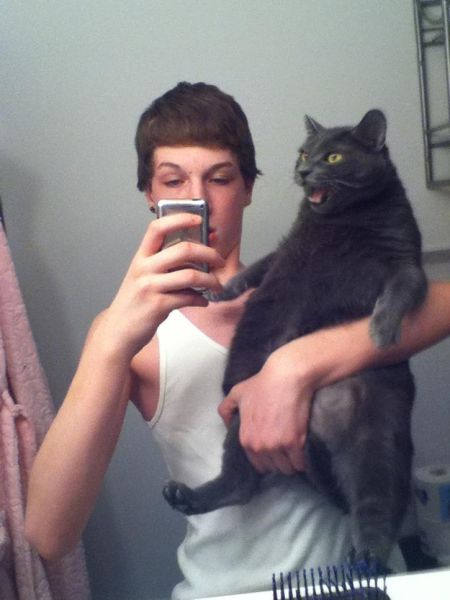 a_simple_guide_to_the_perfect_selfie_640_11