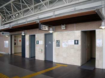 hachinohetoilet-01
