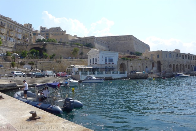 スリーマへのフェリー Sliema Ferry
