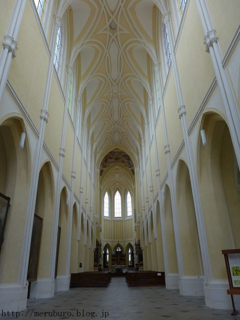 聖母マリア大聖堂 The Cathedral of Assumption