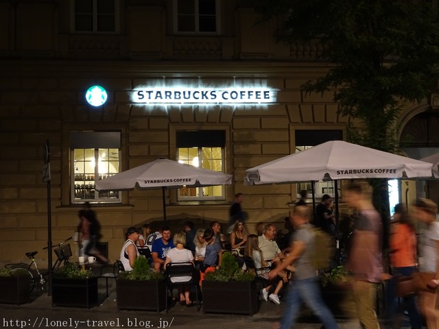 クラクフ中央市場広場 KRAKOW