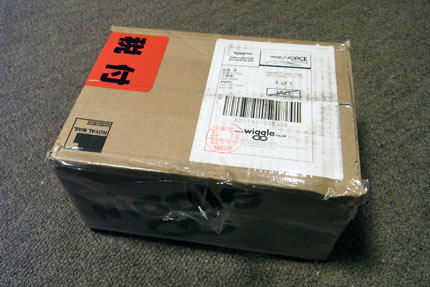 Garmin Edge 500、国際EMSで到着