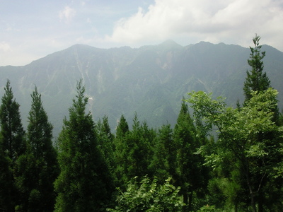 苗場山から。暑かった