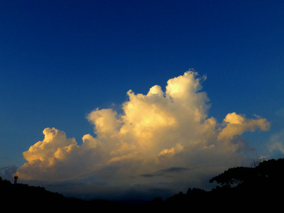 201209111812b