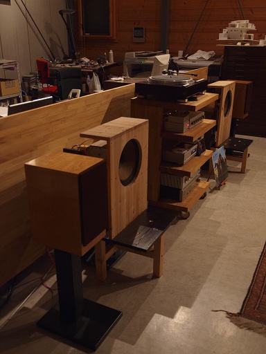 63f273e6.jpg