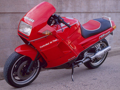 Ducati_750_paso_number_751090