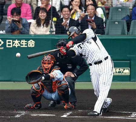 ゴメス外角流し打ち