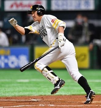 内川聖一(ソ).227(194-44)7本 21打点 OPS.628