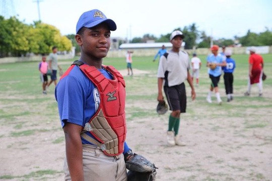 kid_in_catcher_gear