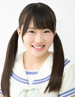 250px-2017年AKB48プロフィール_山根涼羽