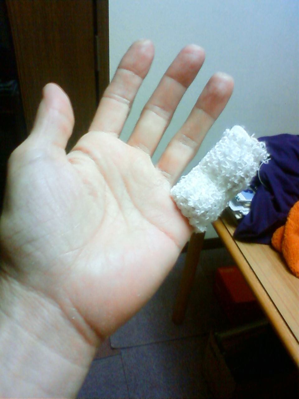 201202092359000