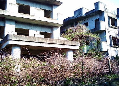 廃墟