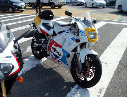 130504 ガンマ伊豆ツーリング 海老名SA 3