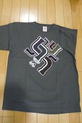 ニンテンドーTシャツ前