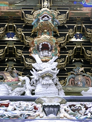 龍陽明門