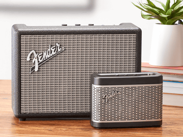 Fender_NEWPORT-BLACK