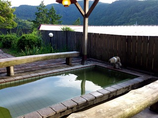 七里川温泉露天1