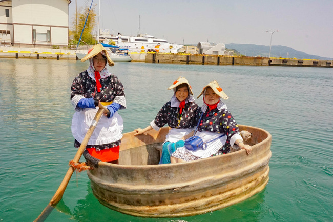 たらい舟】女船頭さんの衣装レンタルで気分UP♪コスプレたらい舟