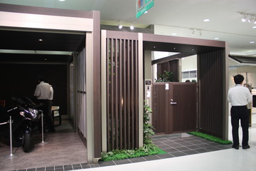 lixil 004