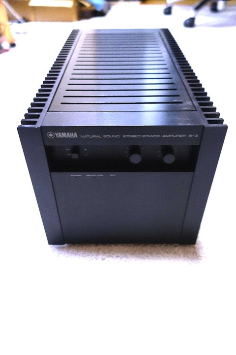 Yamaha B-3 ステレオパワーアンプ(ジャンク扱い) Yamaha B-3 ステレオパワーアンプ(ジャンク扱い)