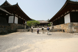 当麻寺境内