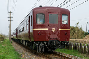 300px-Chichibu_Railway_Passenger_Car_for_Paleo_Express_2012
