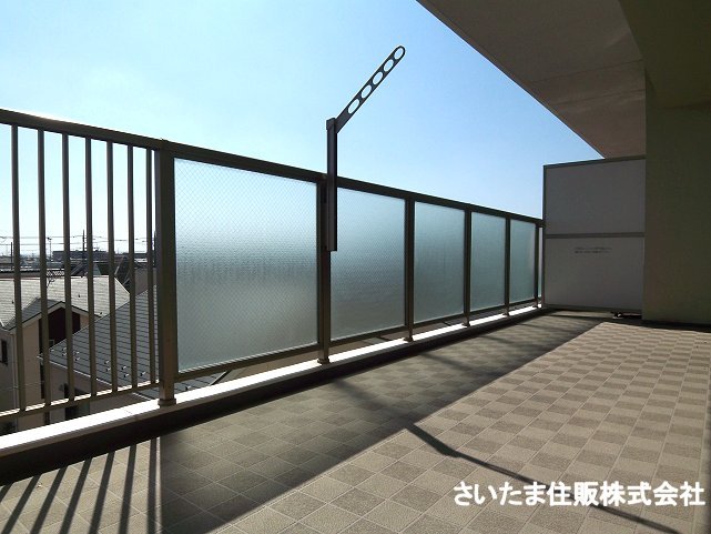 1634037831 エンゼルサン バルコニー