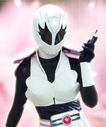20110724blog-01-f8540