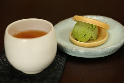 「飛翔庵」で日本茶を楽しむ会10