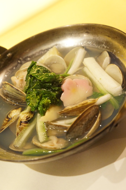蛤と春野菜の酒蒸し
