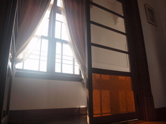 P2044298