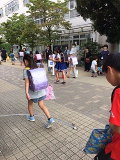 大久保小20170829あいさつ運動2