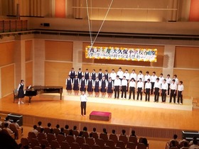 大久保中20181102合唱祭2