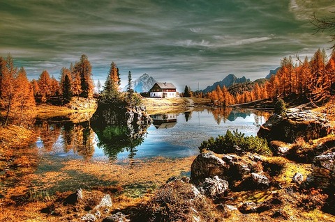 dolomites-2902597_640