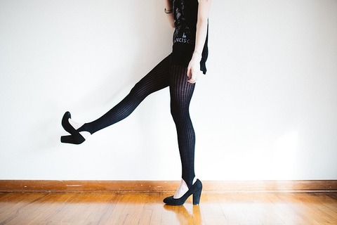 dancing-1245865_640