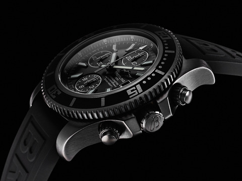 SuperoceanChronograph_Blacksteel_002