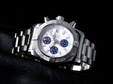 AvengerII_WhiteMarinaBlue_001