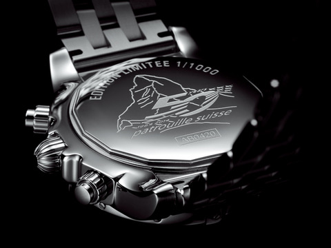 Chronomat44_Gmt_PatrouilleSuisse50ans_003