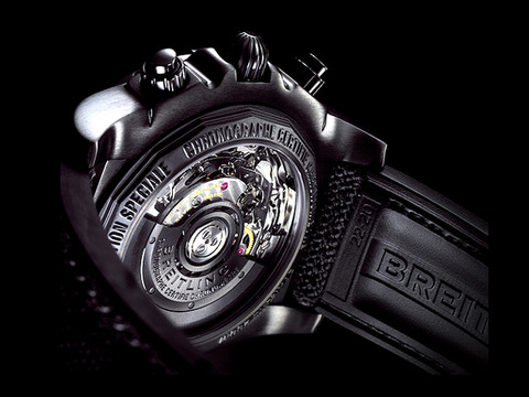 Chronomat_44_Blacksteel_004