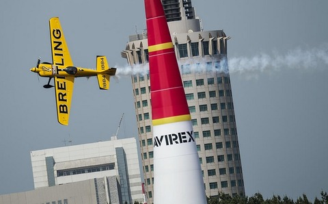2016y02m20d_191034465
